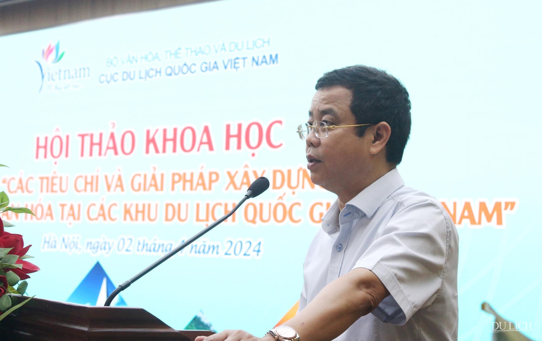 Phó Cục trưởng Cục Du lịch Quốc gia Nguyễn Lê Phúc phát biểu tại Hội thảo